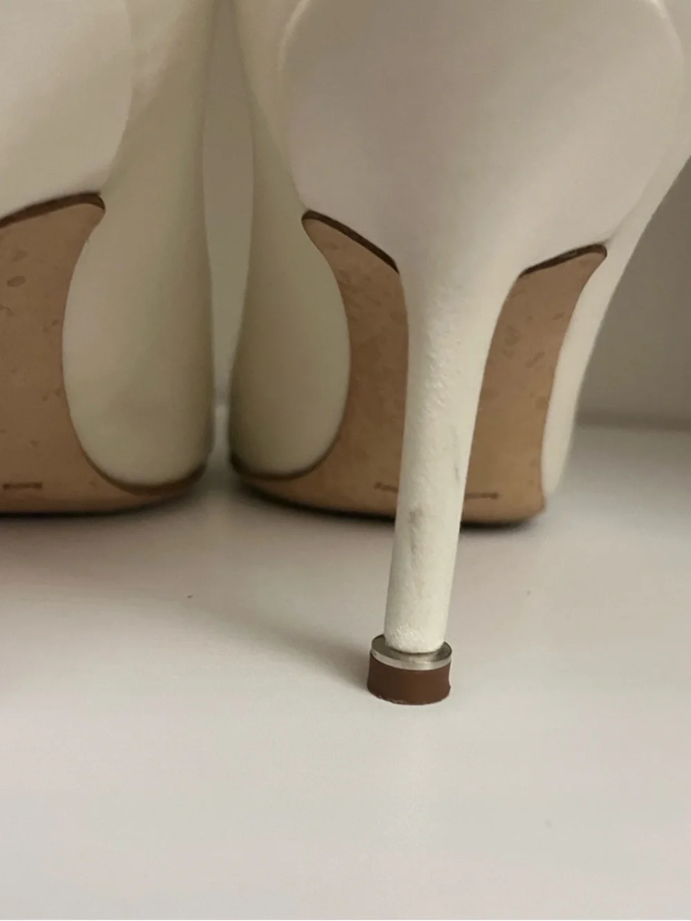 Manolo Blahnik Hangisi 90 Satin Pump with Blue Crystal Buckle 35.5 - Picture 8 of 15